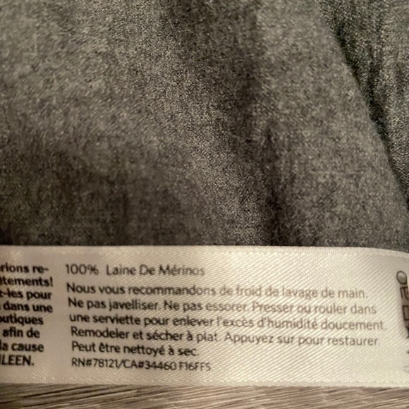 Sweater - Picture 2 of 3